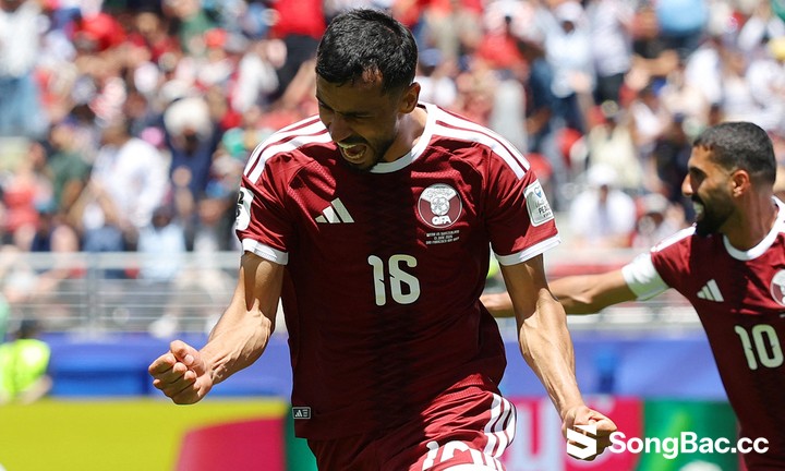Qatar giành điểm đầu tiên ở World Cup. (Ảnh: Reuters) Qatar giành điểm đầu tiên ở World Cup. (Ảnh: Reuters)