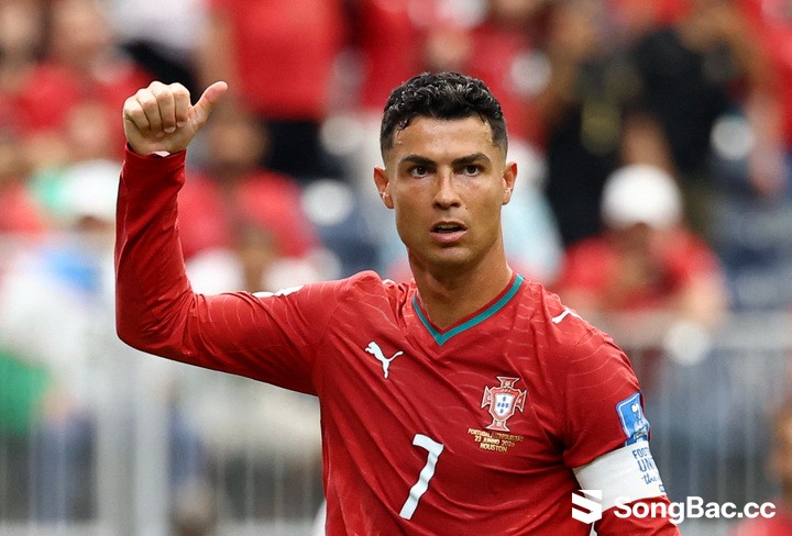 Ronaldo là cầu thủ đầu tiên và duy nhất ghi bàn ở 6 kỳ World Cup liên tiếp. (Ảnh: Reuters)