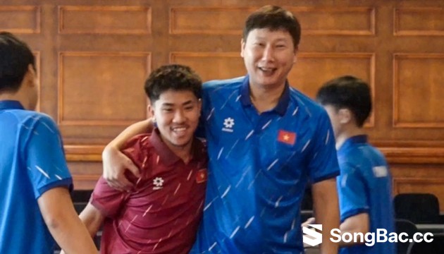 HLV Kim Sang-sik tiếc nuối vì Khoa Ngô lỡ hẹn tuyển Việt Nam