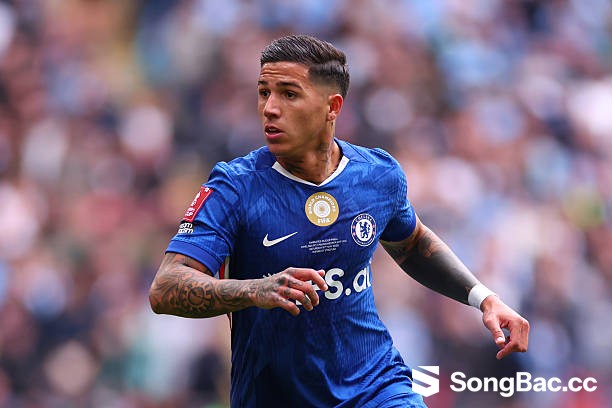 Người đại diện hé lộ kế hoạch rời Chelsea của Enzo Fernandez