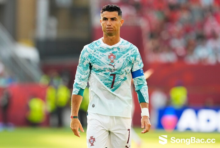 Chị gái Cristiano Ronaldo tiết lộ anh sẽ giã từ đội tuyển Bồ Đào Nha sau World Cup 2026. (Ảnh: AP) Chị gái Cristiano Ronaldo tiết lộ anh sẽ giã từ đội tuyển Bồ Đào Nha sau World Cup 2026. (Ảnh: AP)