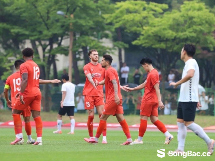 Cuộc đại tu hàng thủ Việt Nam: Không còn vùng an toàn Cuộc đại tu hàng thủ Việt Nam: Không còn vùng an toàn