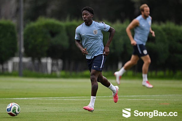 Man Utd đúng khi bỏ Anderson nhưng bài toán khó vẫn còn Man Utd đúng khi bỏ Anderson nhưng bài toán khó vẫn còn