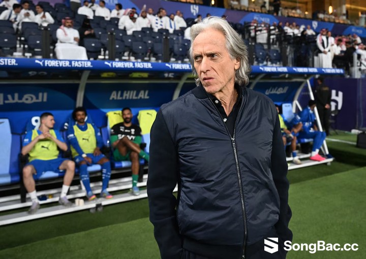 HLV Jorge Jesus sẽ thay thế ông Roberto Martinez dẫn dắt Bồ Đào Nha. (Ảnh: Reuters) HLV Jorge Jesus sẽ thay thế ông Roberto Martinez dẫn dắt Bồ Đào Nha. (Ảnh: Reuters)