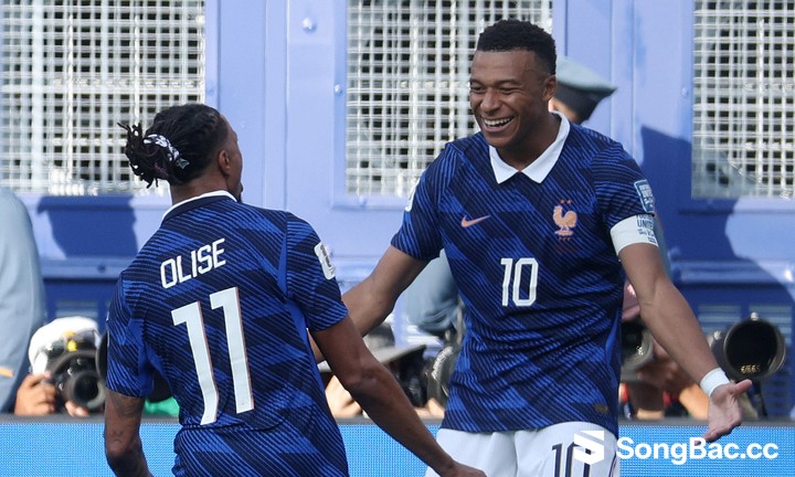 Pháp giành chiến thắng 1-0 đầy khó khăn trước Paraguay. (Ảnh: AP)