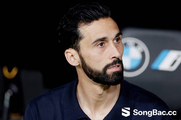 Arbeloa chính thức dẫn dắt Fulham với bản hợp đồng 3 năm Arbeloa chính thức dẫn dắt Fulham với bản hợp đồng 3 năm