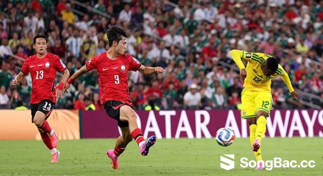 Hàn Quốc gọi 4 tuyển thủ World Cup dự Asian Games Hàn Quốc gọi 4 tuyển thủ World Cup dự Asian Games