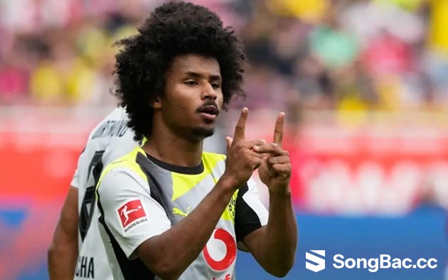 Phân tích nguồn tiền giúp Barca chiêu mộ Adeyemi và Alvarez