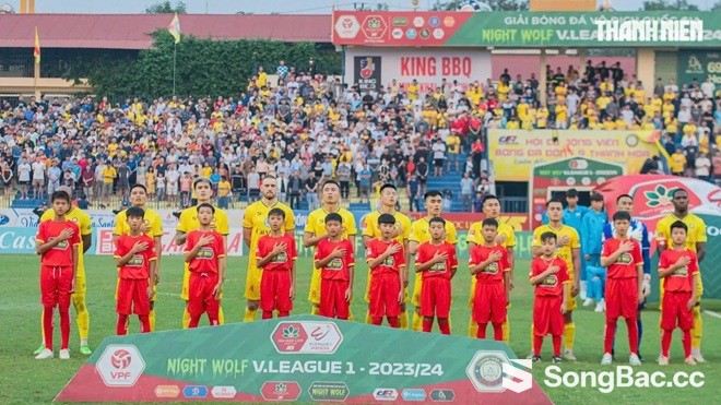 Khủng hoảng tài chính, CLB Thanh Hóa đề nghị trả lại đội bóng cho tỉnh Khủng hoảng tài chính, CLB Thanh Hóa đề nghị trả lại đội bóng cho tỉnh