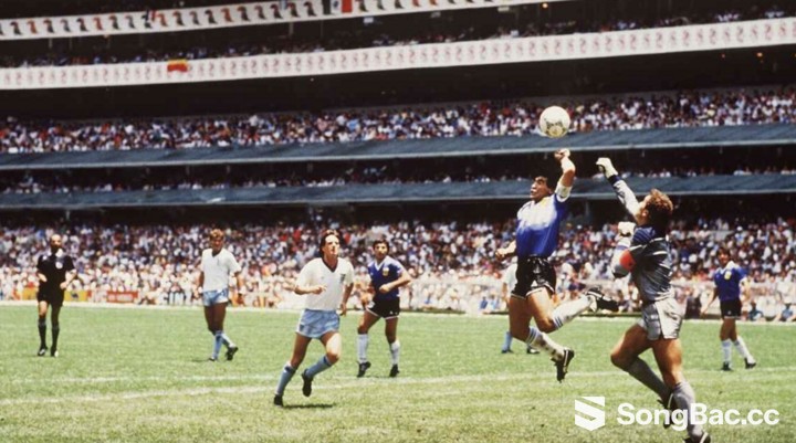 Bàn thắng "Bàn tay của Chúa" của Maradona.