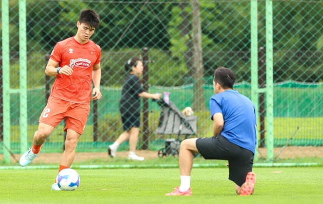 HLV Kim Sang Sik và bài toán mới ở hàng thủ ĐT Việt Nam HLV Kim Sang Sik và bài toán mới ở hàng thủ ĐT Việt Nam