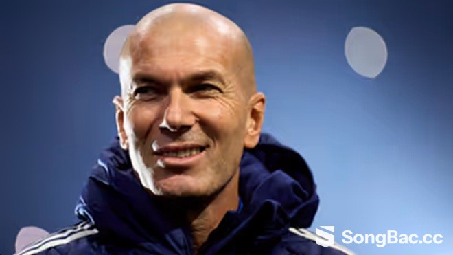 Hoàng hôn của Deschamps và bình minh mang tên Zidane ở tuyển Pháp Hoàng hôn của Deschamps và bình minh mang tên Zidane ở tuyển Pháp