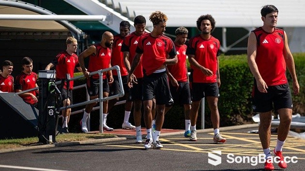 Soi trận Man United vs Wrexham: Michael Carrick trình làng Andrey Santos Soi trận Man United vs Wrexham: Michael Carrick trình làng Andrey Santos