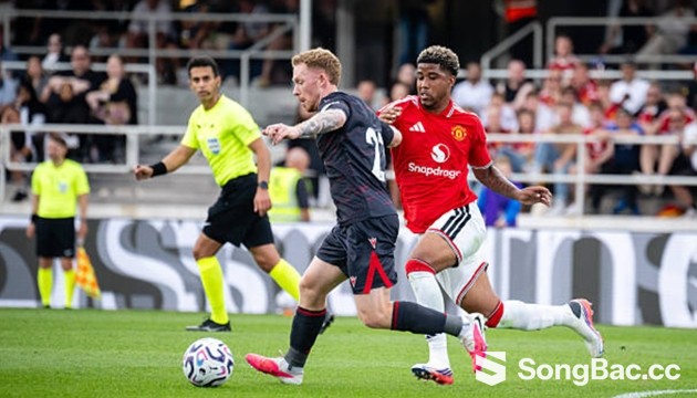 Andrey Santos và 45 phút ghi điểm với Michael Carrick