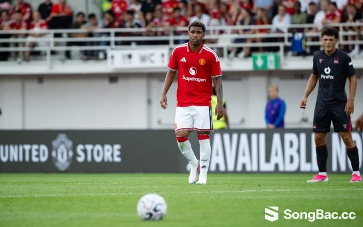 Ba bài học cho Carrick sau màn ra mắt của Andrey Santos Ba bài học cho Carrick sau màn ra mắt của Andrey Santos