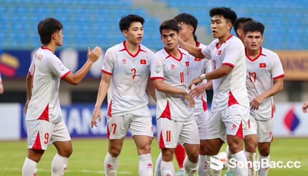Điểm tin bóng đá Việt Nam 20/7: Samson tái xuất; U23 Việt Nam chung mâm Nhật Bản Điểm tin bóng đá Việt Nam 20/7: Samson tái xuất; U23 Việt Nam chung mâm Nhật Bản