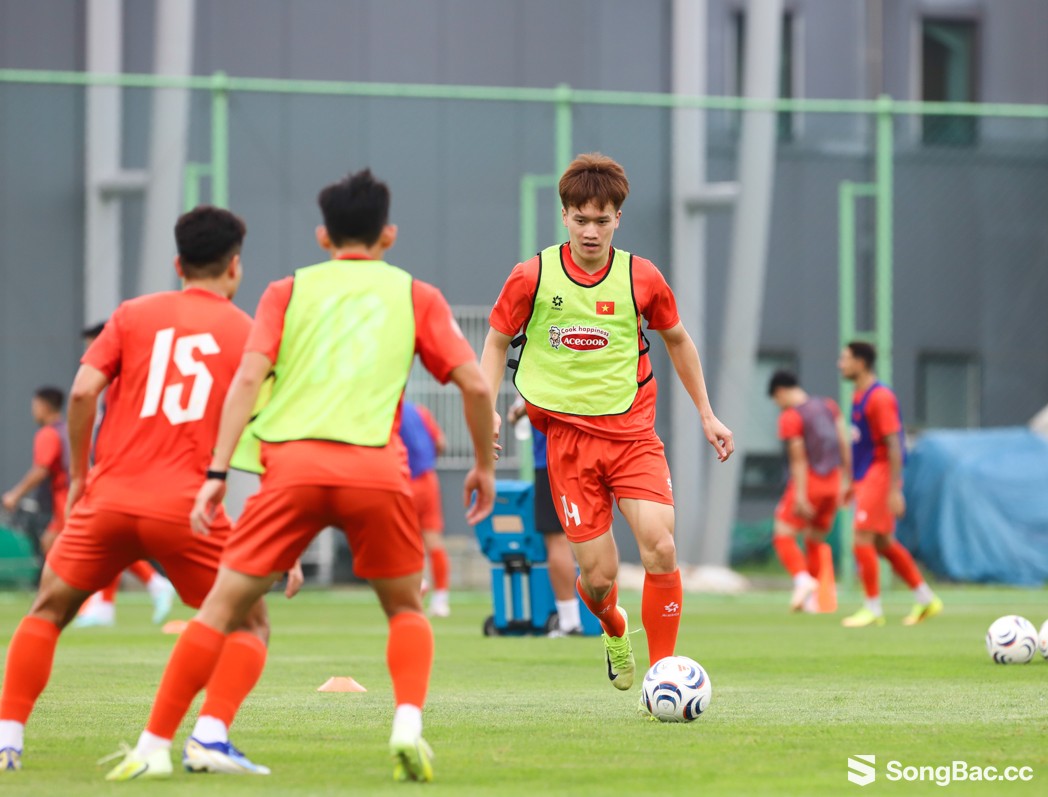 Việt Nam tìm thấy sự cân bằng cho ASEAN Cup Việt Nam tìm thấy sự cân bằng cho ASEAN Cup
