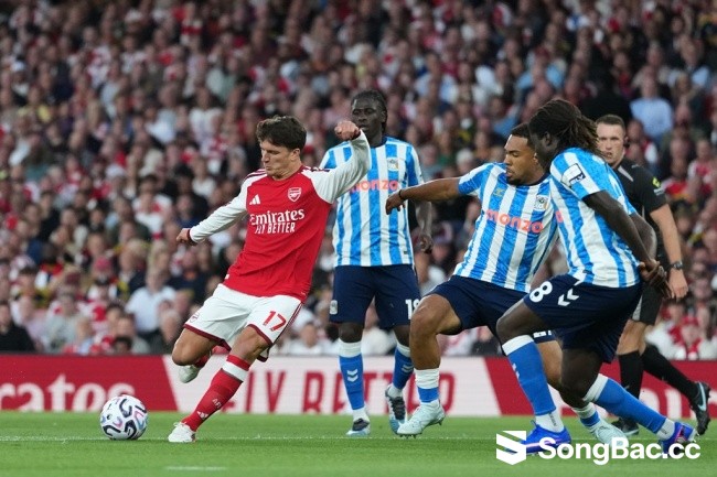 Bốn thay đổi tạo nên diện mạo mới của Arsenal