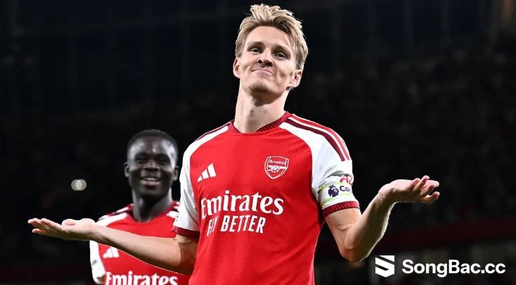 Bốn thay đổi tạo nên diện mạo mới của Arsenal Bốn thay đổi tạo nên diện mạo mới của Arsenal